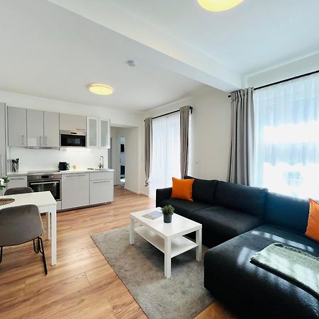 White Inn - Ferienwohnung Mit Terrasse Mürzzuschlag Εξωτερικό φωτογραφία