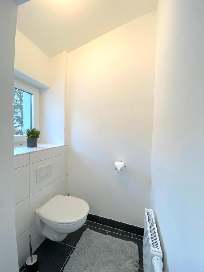 White Inn - Ferienwohnung Mit Terrasse Mürzzuschlag Εξωτερικό φωτογραφία
