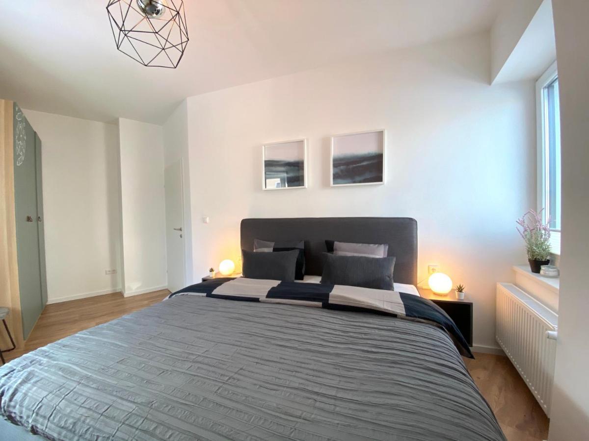 White Inn - Ferienwohnung Mit Terrasse Mürzzuschlag Εξωτερικό φωτογραφία